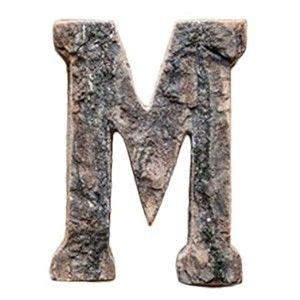 Meet your Posher, Mia